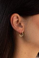 Twisted Oval Hoop Earrings Gold