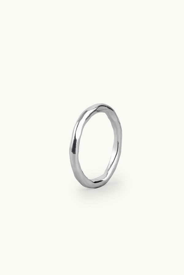 Round Hammered Ring Silver