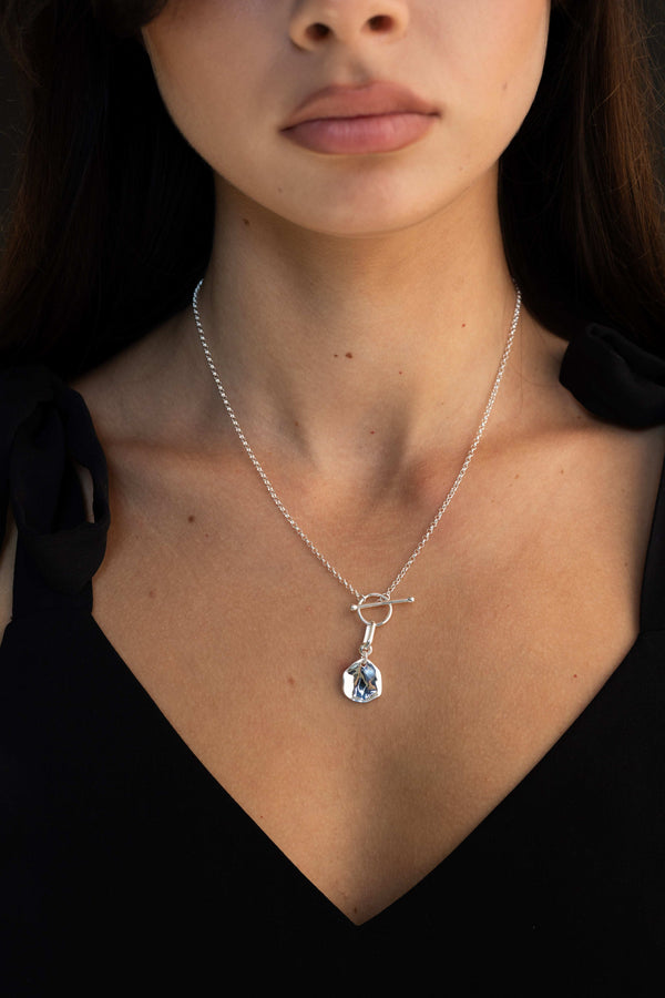 Hammered Plate Toggle Necklace Silver