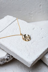 Imperfect Plate Necklace Gold