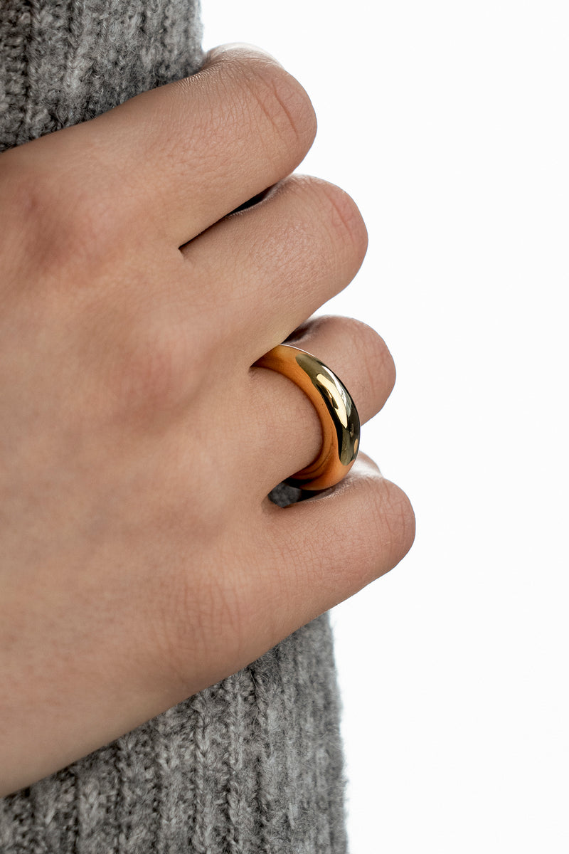 Oval Ring Gold