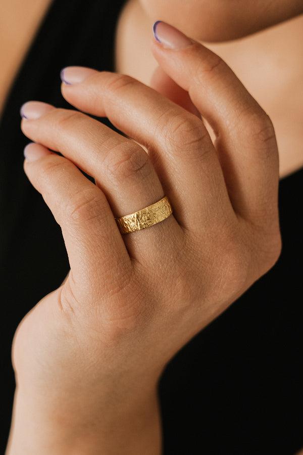 Crumpled Foil Ring Gold